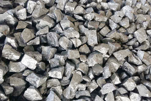 la poudre de ferro-silicium peut être utilisée comme phase en suspension dans l'industrie du traitement des minerais et comme revêtements pour les électrodes de soudage dans la fabrication des électrodes